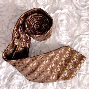 New John W. Nordstrom mens silk tie